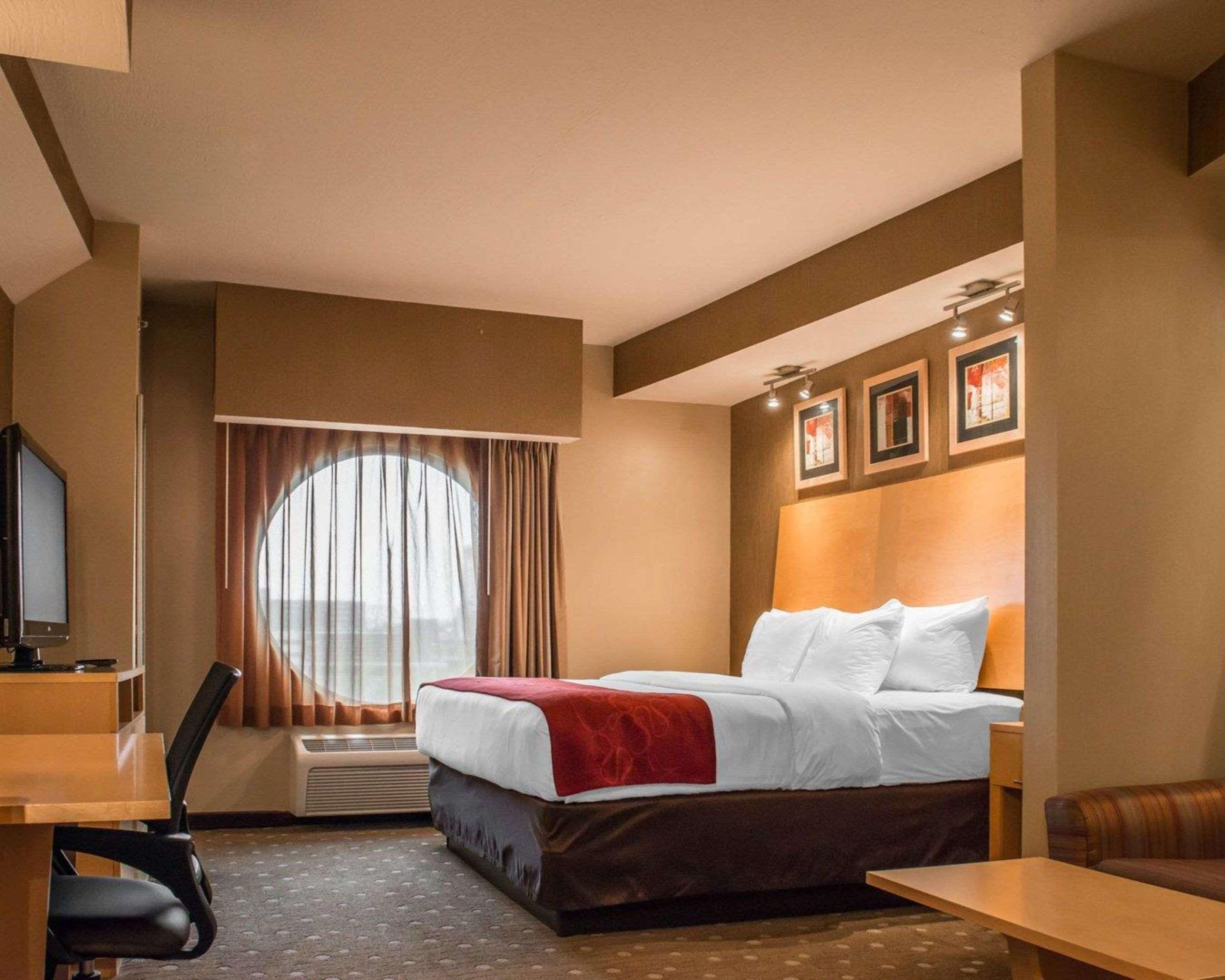 Comfort Suites Монровилл Экстерьер фото