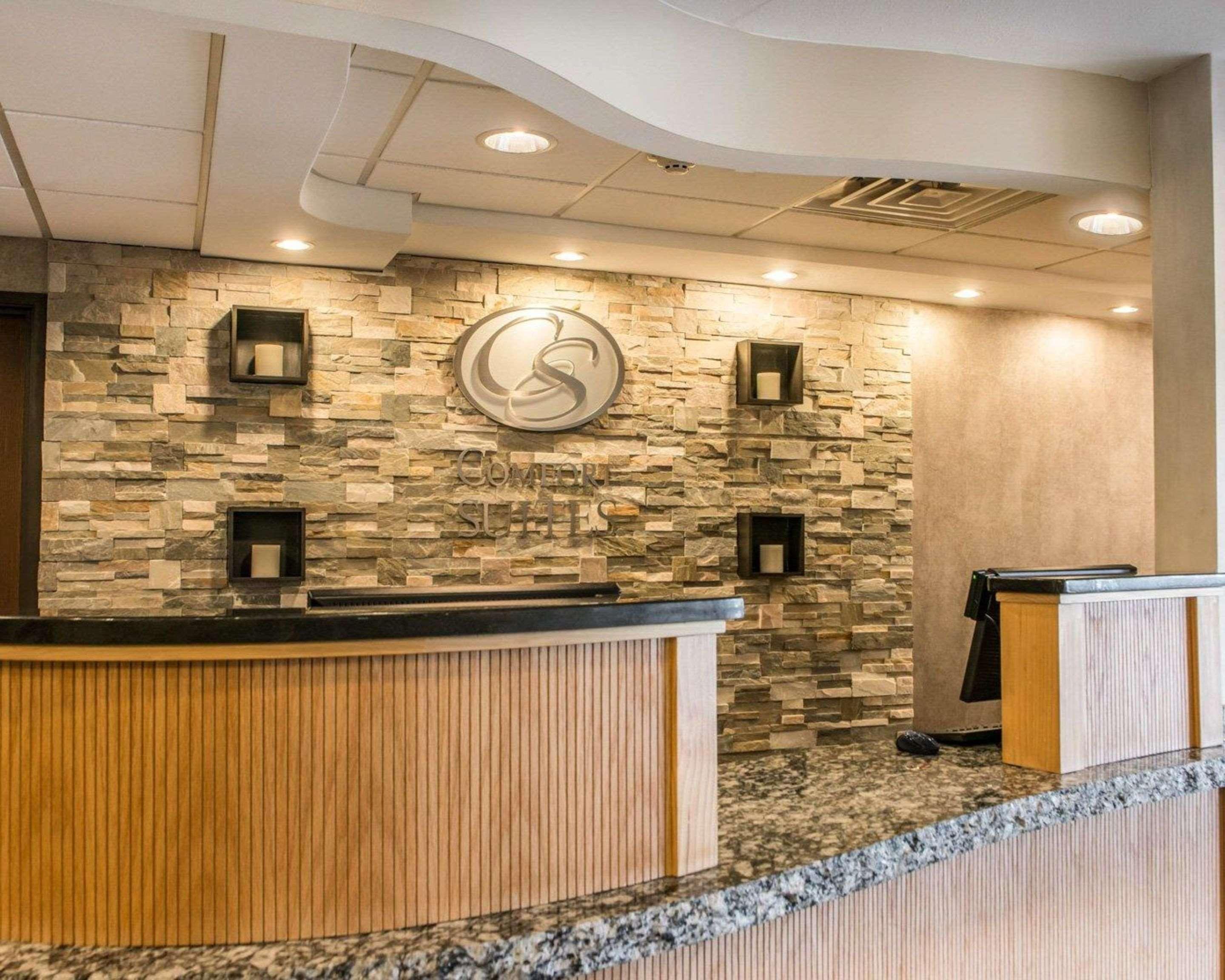 Comfort Suites Монровилл Экстерьер фото