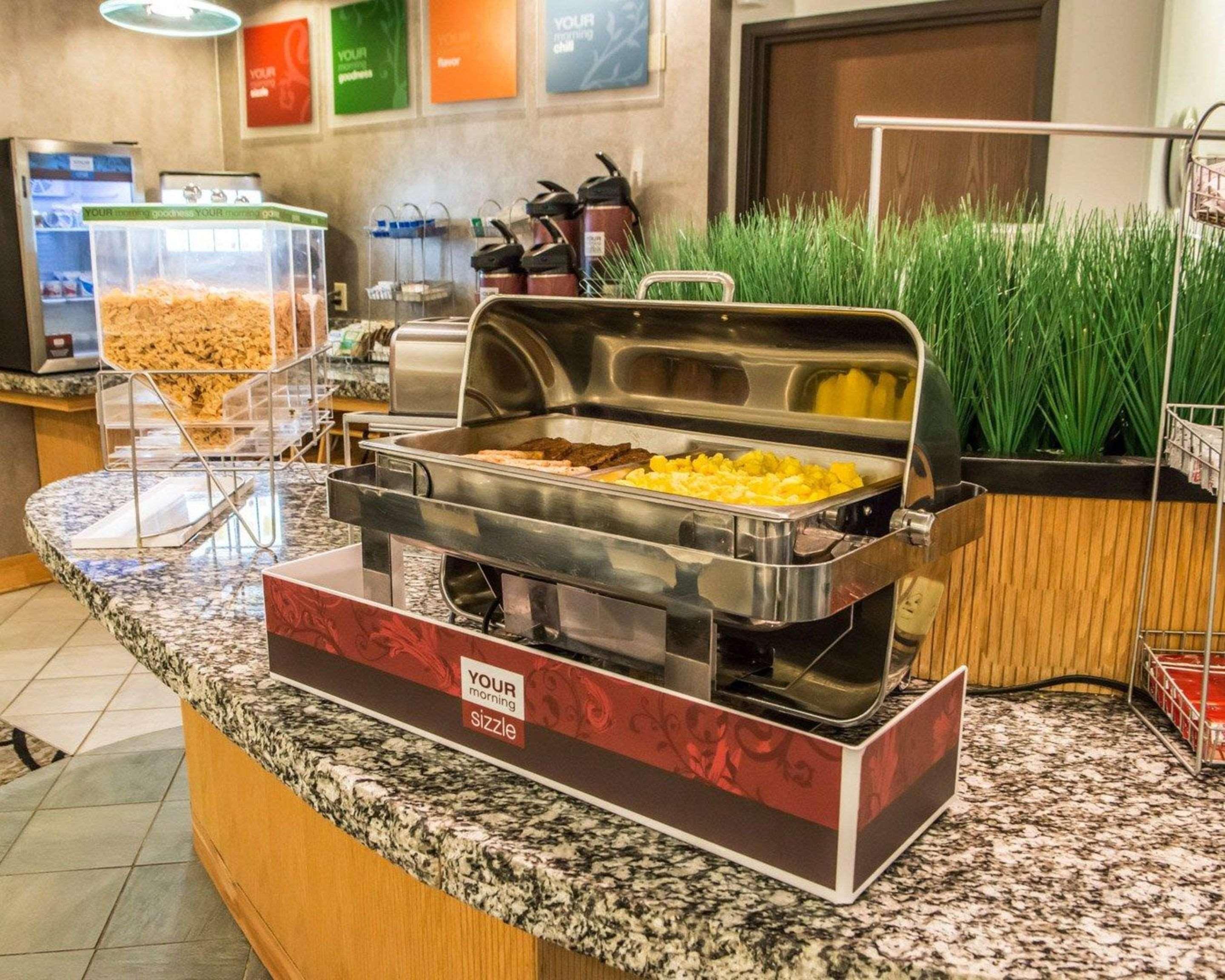 Comfort Suites Монровилл Экстерьер фото